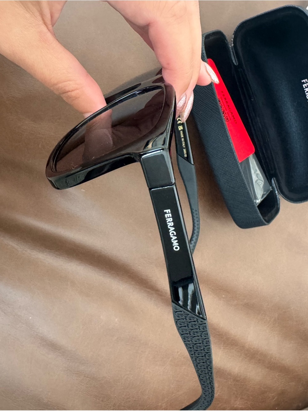 Ferragamo Black Unisex Sunglasses - Picture 2 of 6
